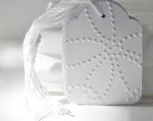 10 Embossed Flower Large Tags Threaded White