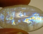 Gold And Blue Rainbow Moonstone Oval Cabochon 22 Carats 29 x 16 MM Sri Lanka