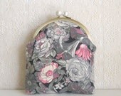romantic clutch