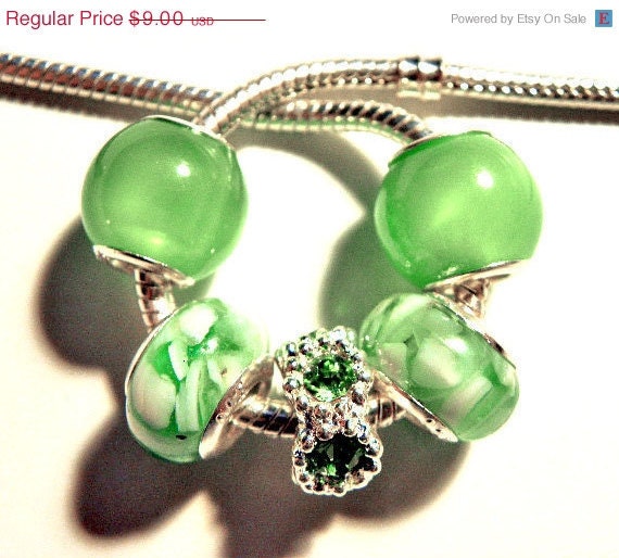 30% CEARANCe SALe and FREE SHIPPING   european bead set green charms PBS696