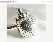 30% CEARANCe SALe and FREe SHIPPING European beads Strawberry charm PBB316 fits european style bracelets