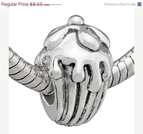 30% CEARANCe SALe and FREe SHIPPING Authentic Pugster Ice Cream Cone European bead