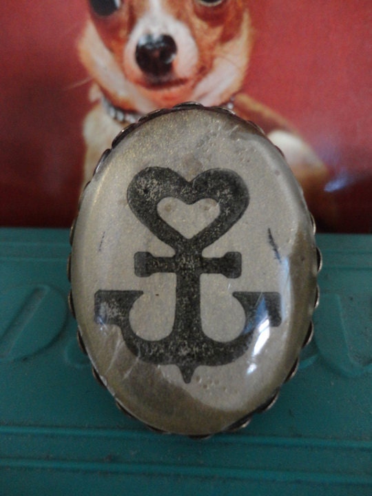 Salty Dame HEARTANCHOR logo ring. Antiqued Bronze and Glass. FREE shipping.