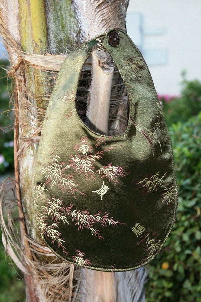 Gorgeous Green Glamazon Dribble Bib