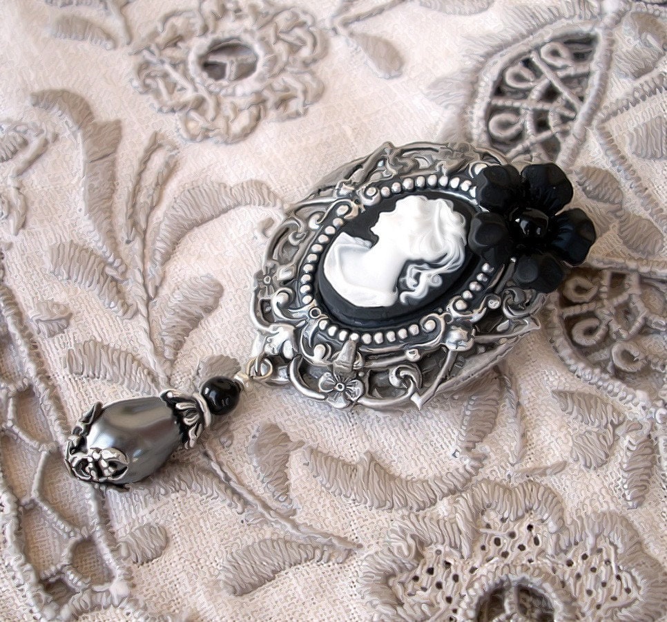 Black Cameo Brooch