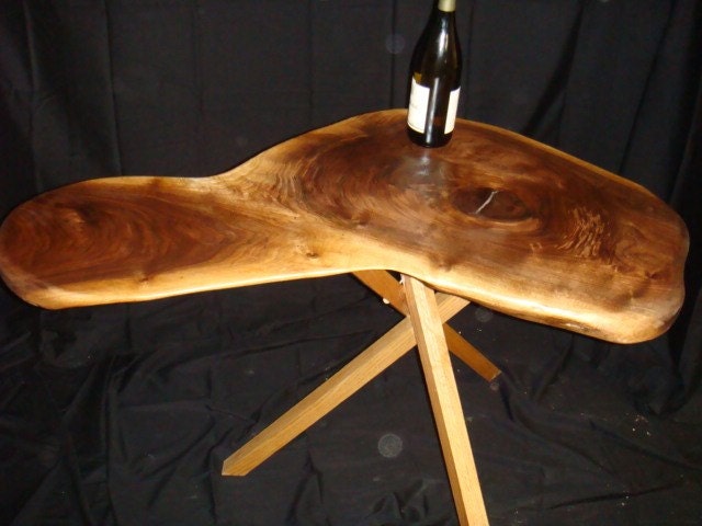 WALNUT CAFE. Tall Table (10-20W x 39L x 30H).