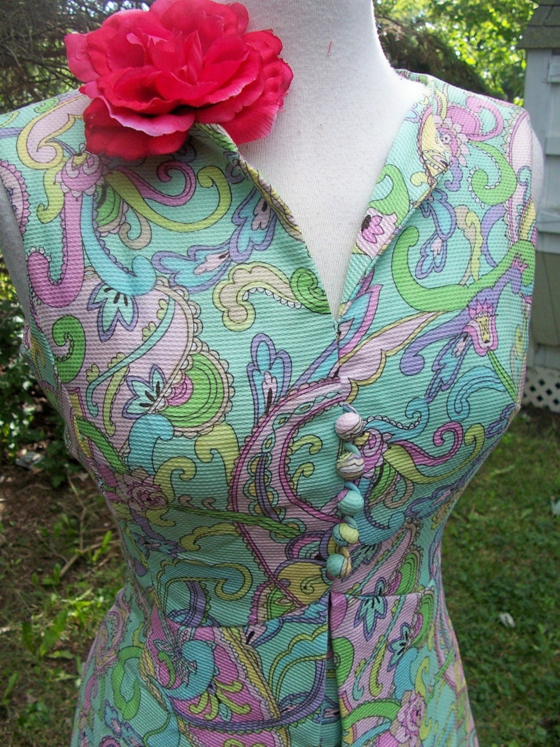 NEW Price was 64.00 now ONLY 50.00 PAISLEY Perfection Vintage 1960s Royal Lynne Mod Dress Mad Men
