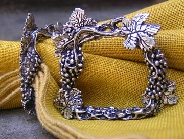 Pewter Grape Napkin Rings Set of 4