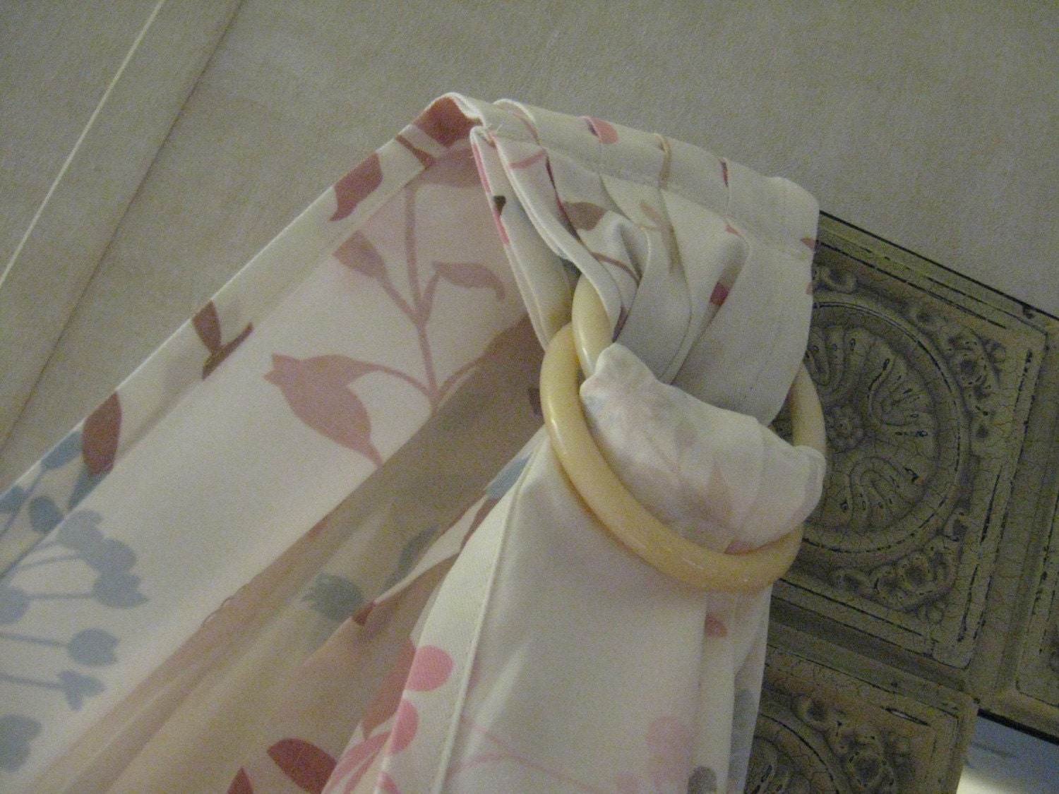 HandMade by Cole Baby Sling with Rings Style is Cream White with floral Fully Adjustable and Pleated Shoulder