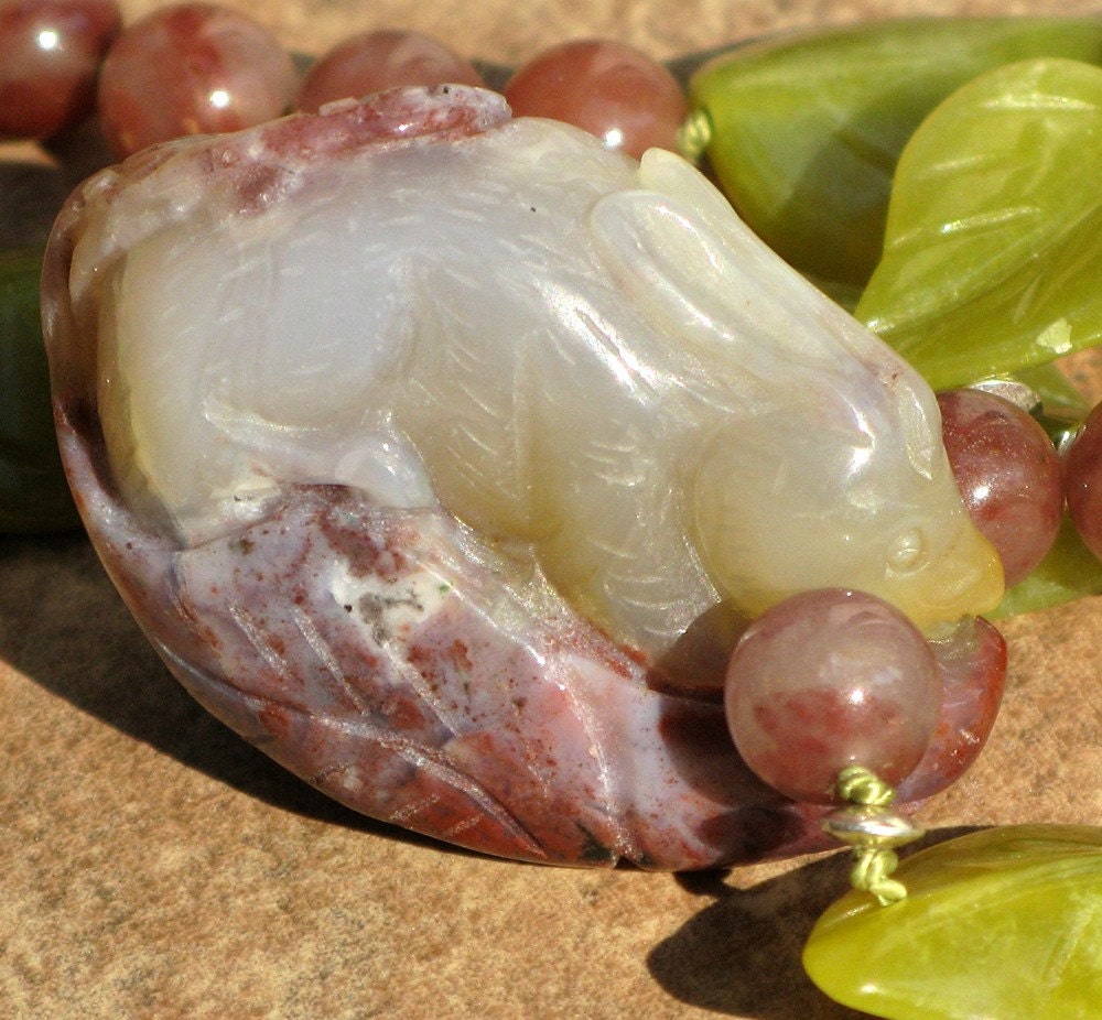 Rabbit Necklace, Agate, Serpentine, and Jasper