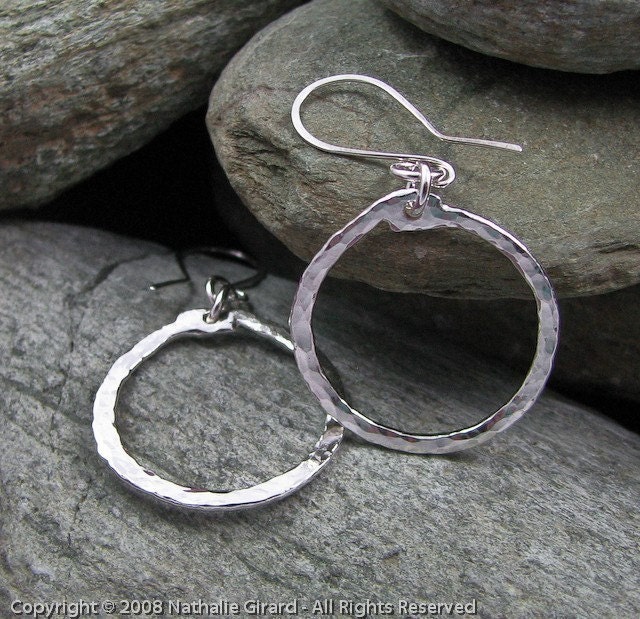 Bright Fused Fine Silver 1 inch round textured Hoops Earrings Lightweight Sparkling