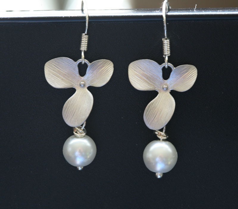 Orchid flower Silver earrings and Pearl Sterling Silver Earrings, Wedding jewelry Birthday Bridesmaid gifts,birthday gift, mothers