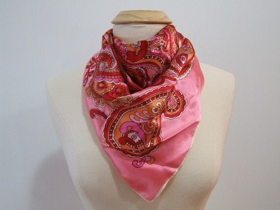vintage paisley scarf (etsy)