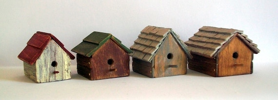 Miniature Bird House (1 inch dollhouse scale)