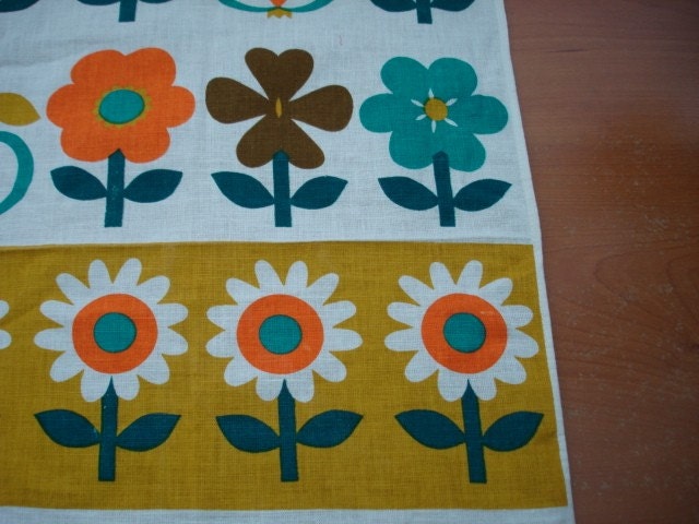 vintage 1970s tea towel