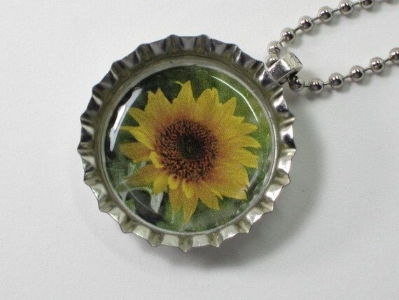 Bottlecap Necklace - Sunflower