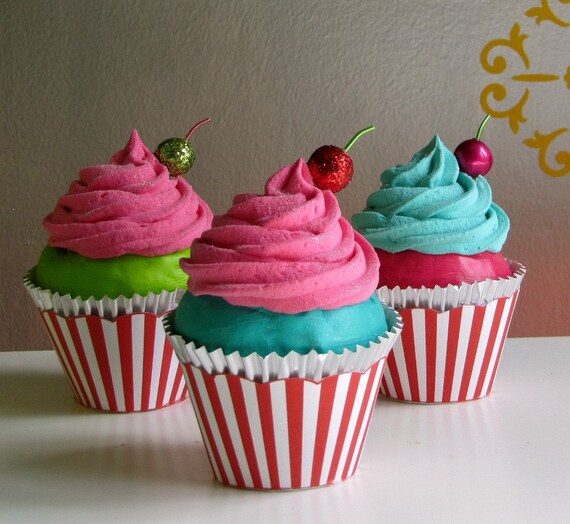 Fake Cupcake "Under The Big Top" Collection Hot Pink Frosting Turquoise Cake Can Add Name Card Holder, Business Card Holder/Photo Holder