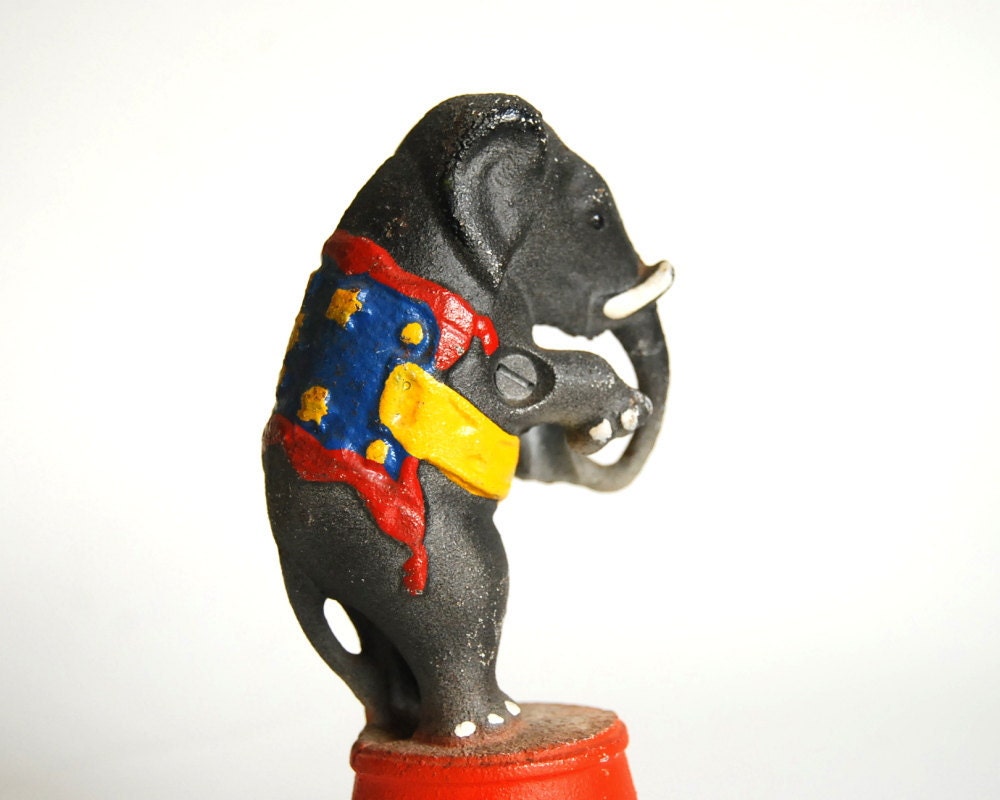 Vintage Bank Cast Iron Williams Circus Elephant Bank Reproduction / Etsy Black Friday, Etsy Cyber Monday