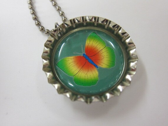 Bottlecap Necklace - Butterfly - Green