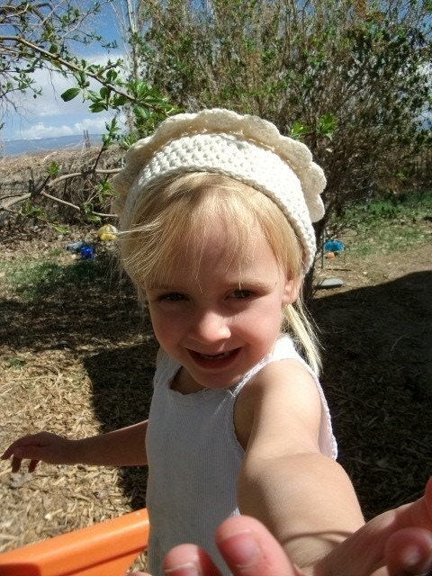 Crochet Beanie Hat Pattern Daisy Hat PDF Pattern sizes in Infant, Toddler, 2 - 4 year olds cap