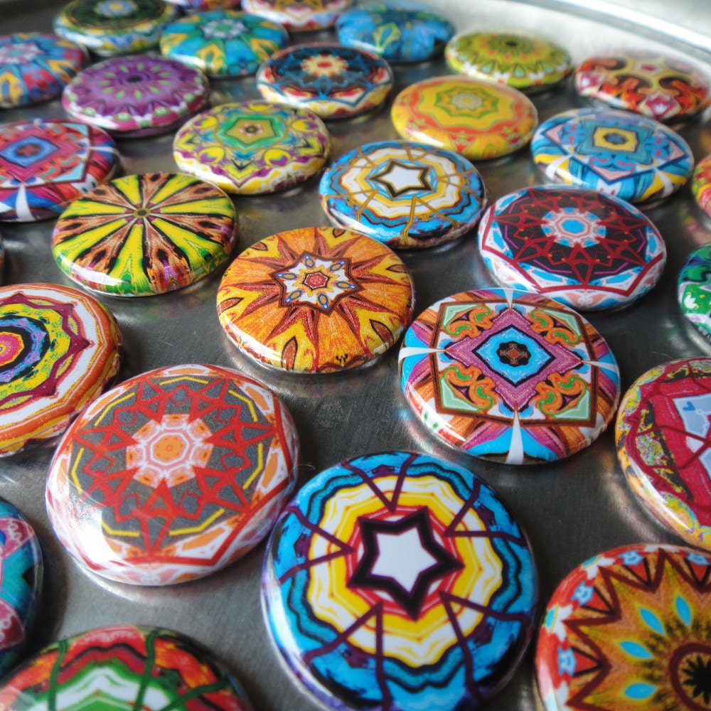 10 Assorted Kaleidoscope Zipper Pulls NEW DESIGNS - Pinwheel Collection