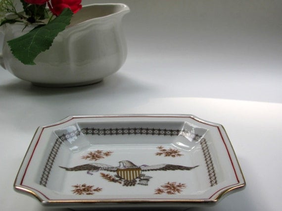 Vintage Patriotic Plate