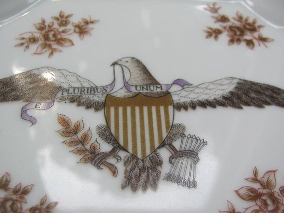 Vintage Patriotic Plate