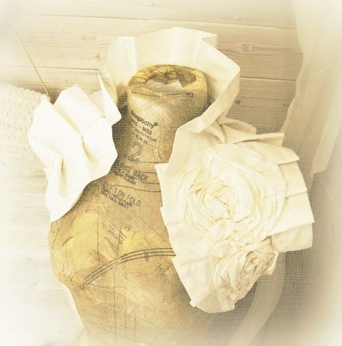 IVORY Corsaged Silk Wrap