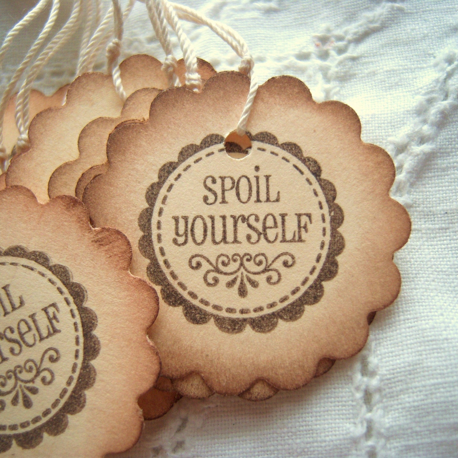 Spoil Yourself Scalloped Circle Hang Tags - Vintage Inspired