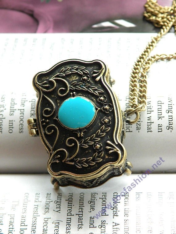 Pretty retro copper can open stereoscopic casket jewel case with Millet sprays pattern necklace pendant vintage style