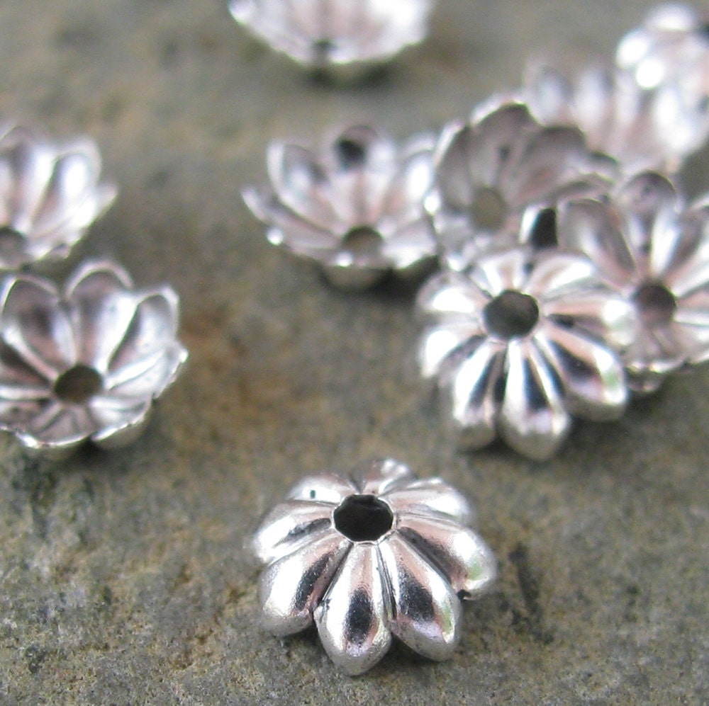 24 Antique Silver Tiny Brass Flower Bead Cap Jewelry Findings 602