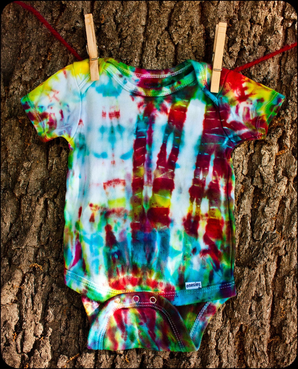 Tie Dye Organic Cotton Onesie - REED - Size 3 to 6 Months
