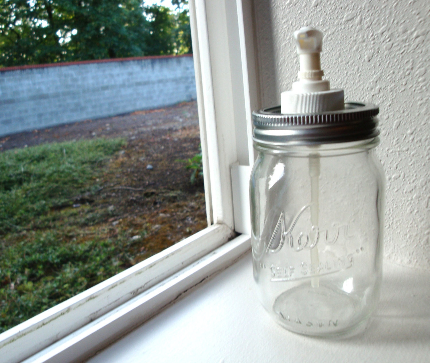 Pint Soap or Lotion Dispenser Mason Jar - SALE