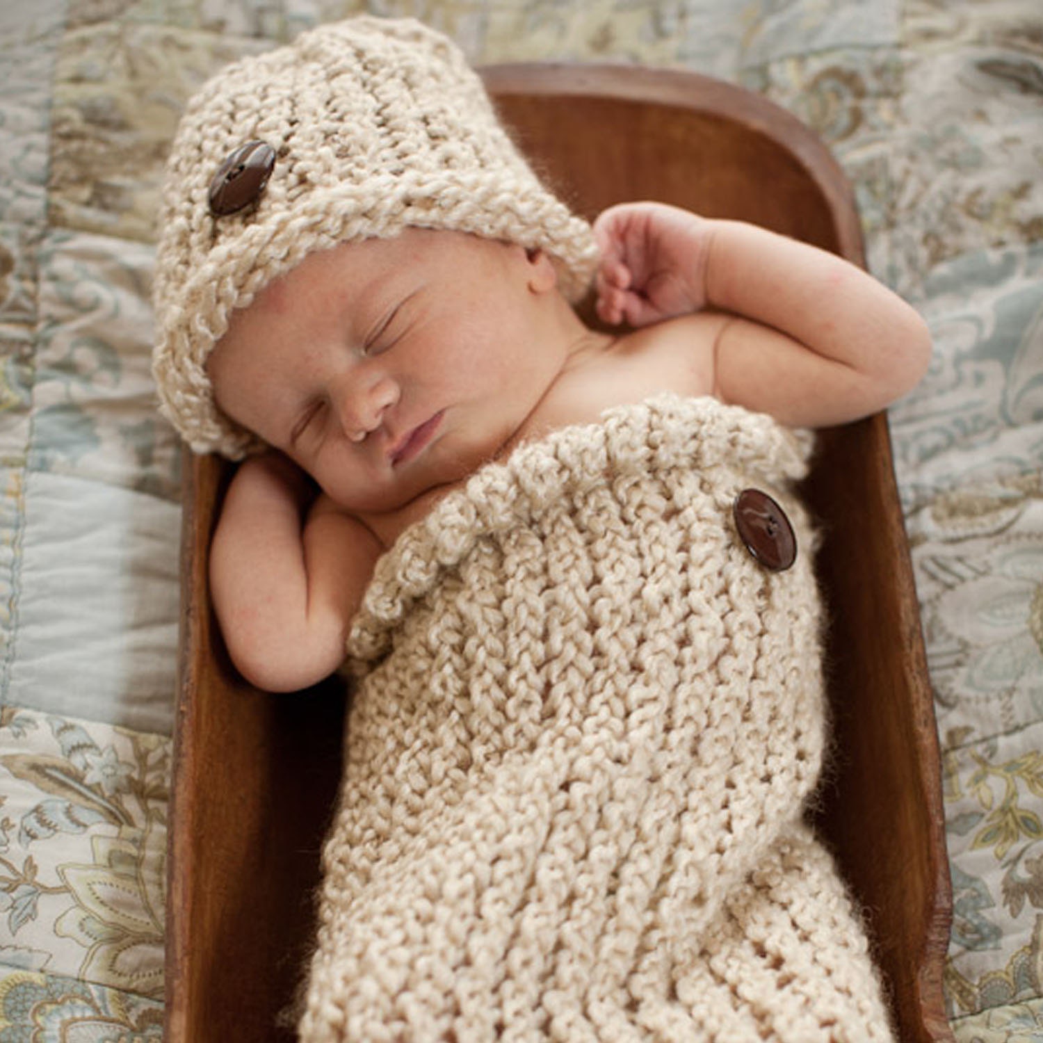 Newborn Cocoon Hat Set Button Photo Prop