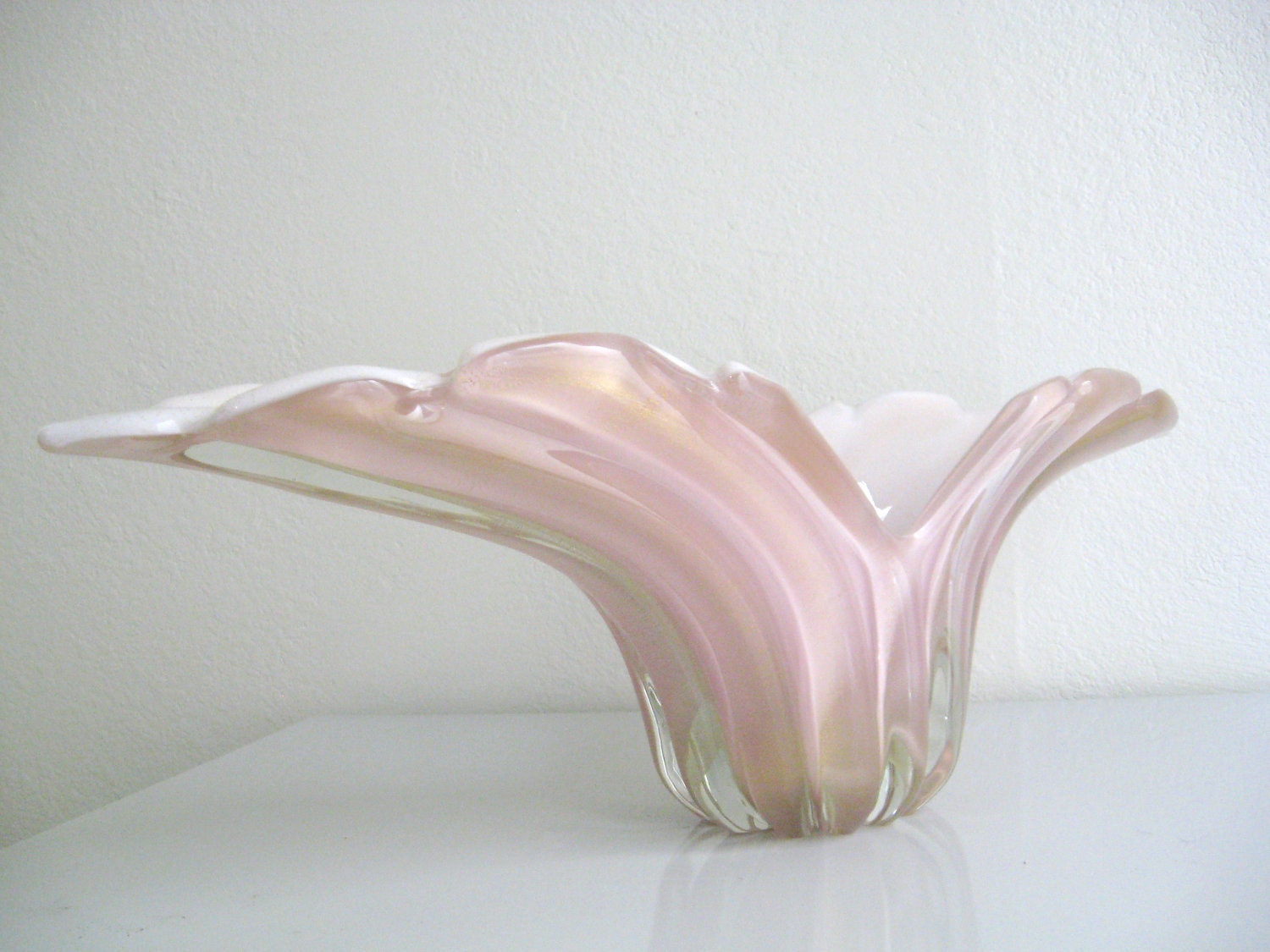 Mid Century MODERN Pink BAROVIER and TOSO Cased Murano Glass Vase