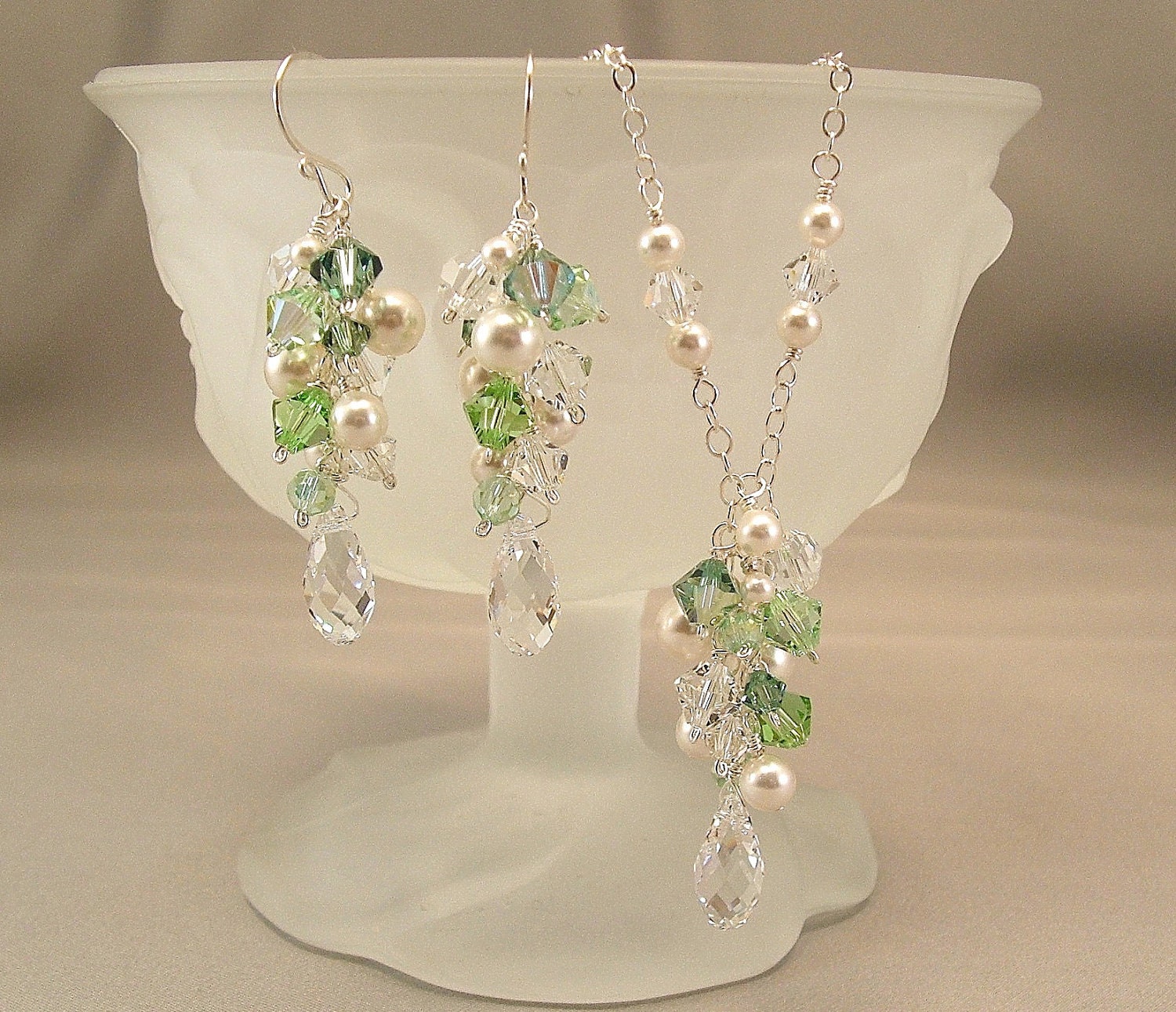Spring Green Blend Cascade Bridal Necklace and by Handwired necklace apple