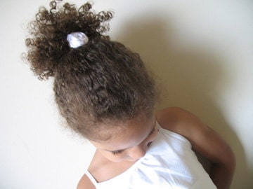 white fabric flower ponytail holder rubber band