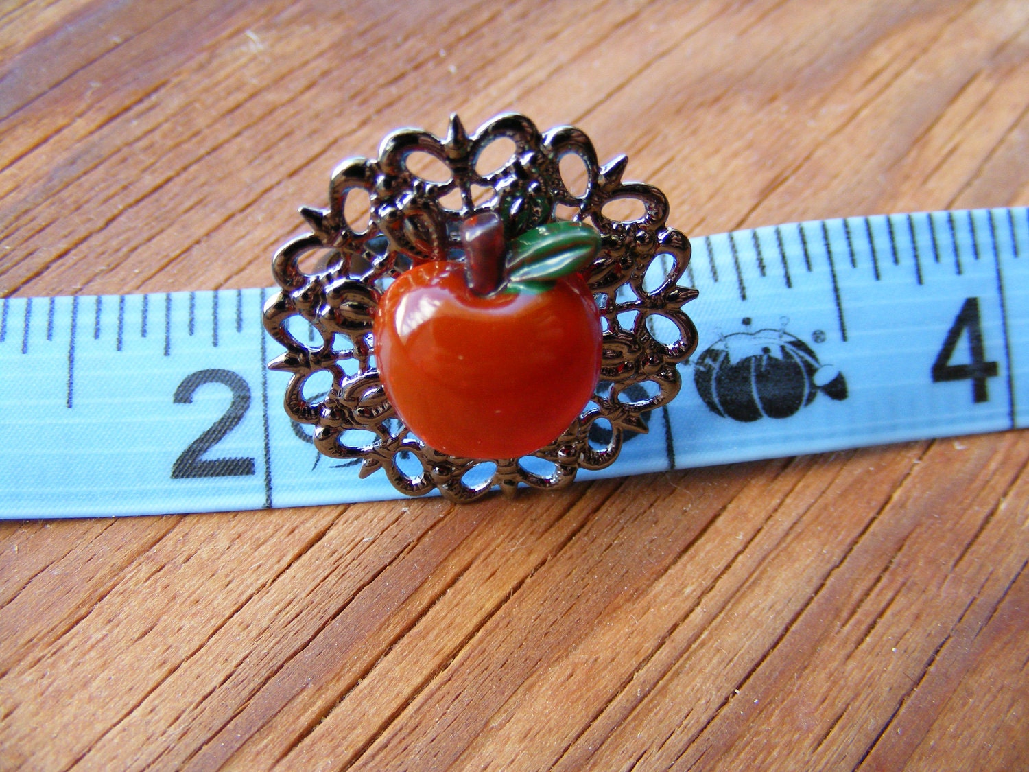 Ring Filigree Red and Delicious Apple