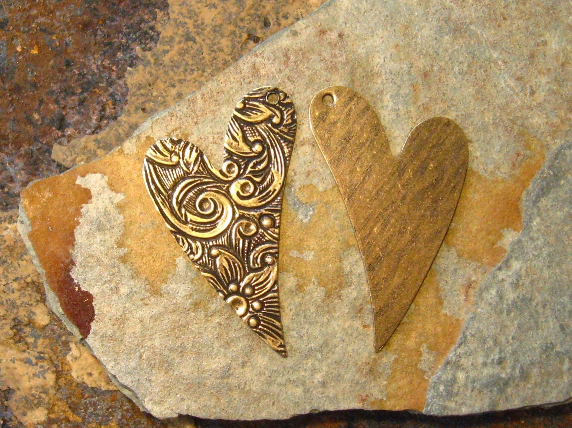 2 Antique Gold Floral Engraved Heart Drop Right Facing - Trinity Brass Co. LOW SHIPPING