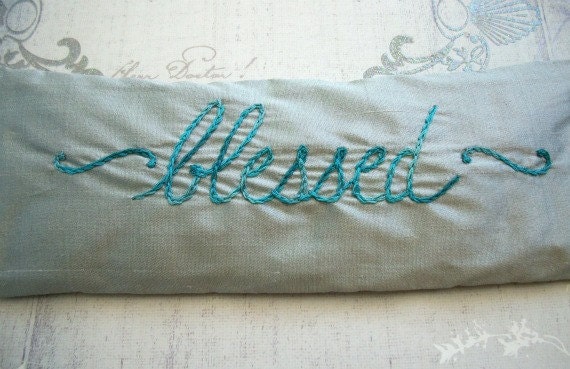 Lavender and Flaxseed Eye Pillow Hand Embroidered by Dolce Dreams