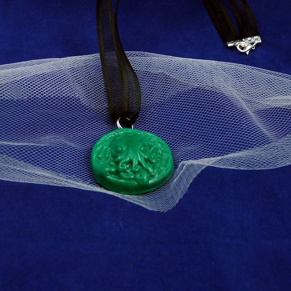 Jade Small Cthulhu Cameo Necklace - Polymer Clay Horror Jewelry