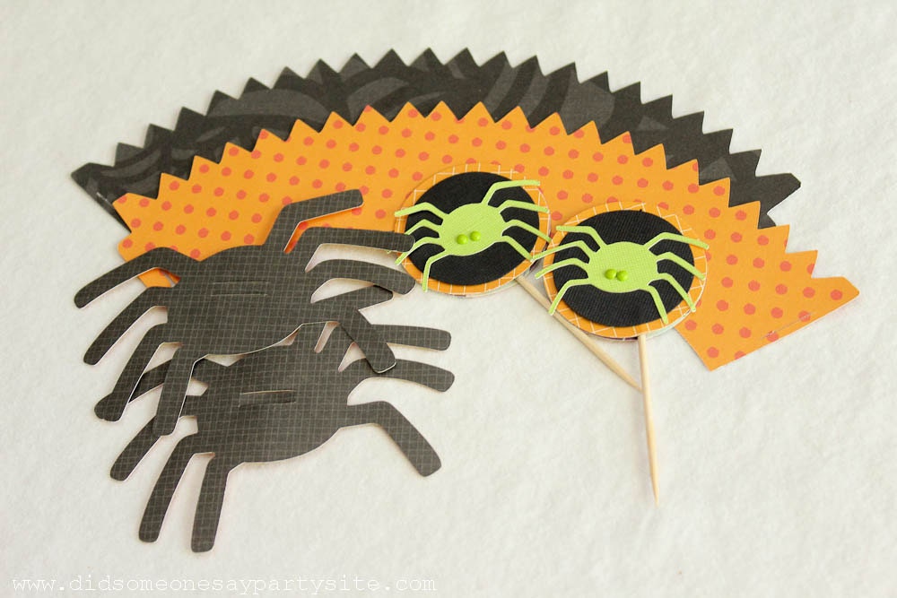 Handmade Halloween Spider Cupcake Wrappers, Cupcake Toppers and Straw Toppers