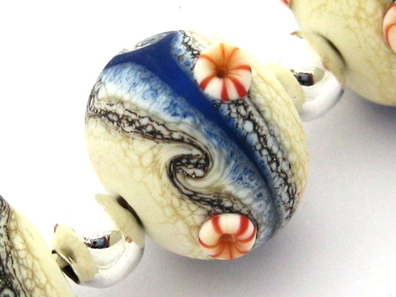 Bucket & Spade Lampwork Bead Set - UK, SRA, FHFTeam