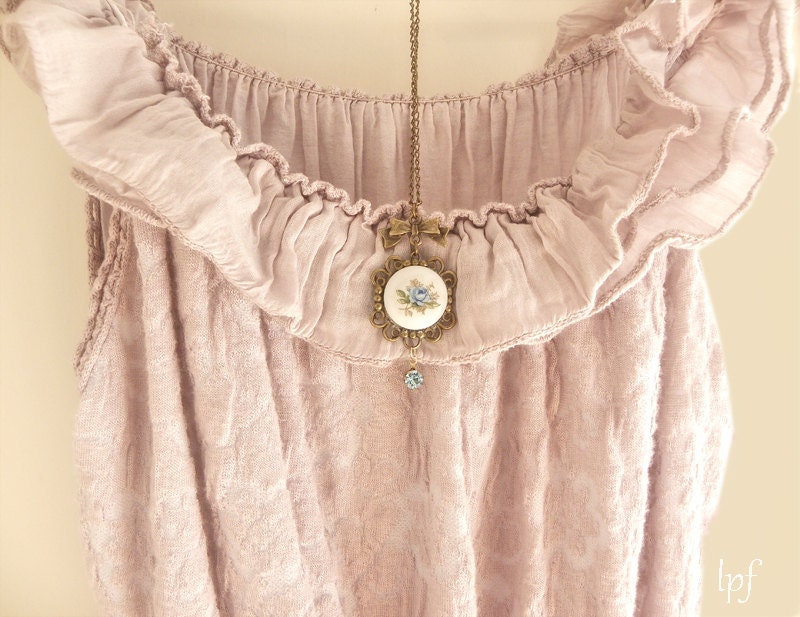 Necklace -Au bord de la Seine- Victorian, Romantic, Porcelain, bow, blue rose