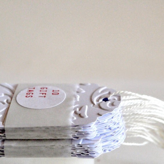 10 Embossed Damask Mini Tags Threaded White