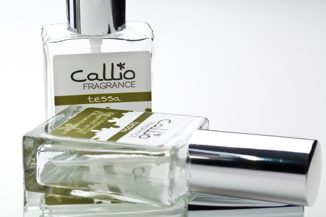 Tessa Perfume almond, vanilla, lemon and sandalwood