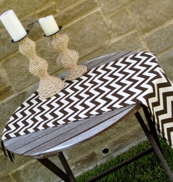 Chevron/Zig Zag Brown and Natural Table Runner