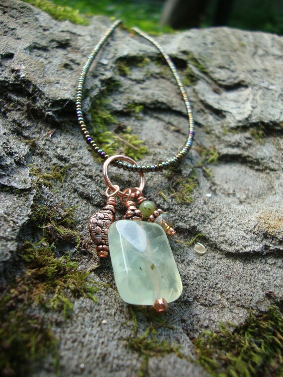 Prehnite Trio Necklace Preview 2