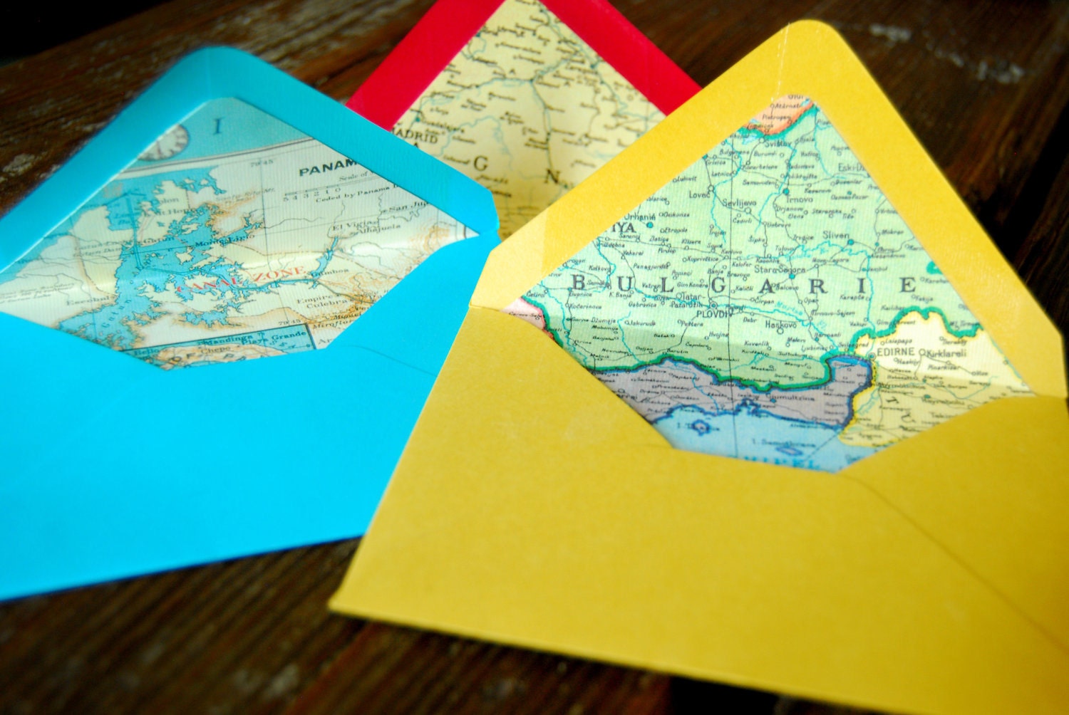 Set of 8 Bright Vintage Map Envelopes with Note Cards