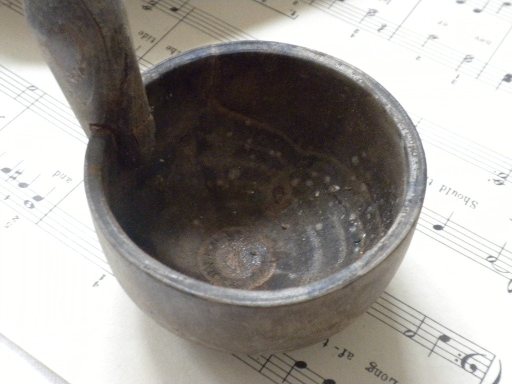 Primitive Ladle